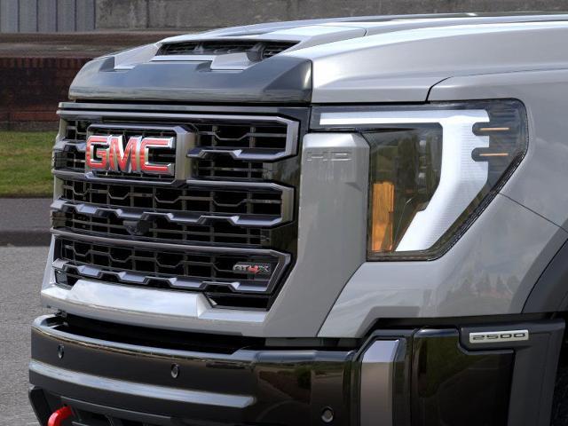 2025 GMC Sierra 2500 HD Vehicle Photo in PORTLAND, OR 97225-3518