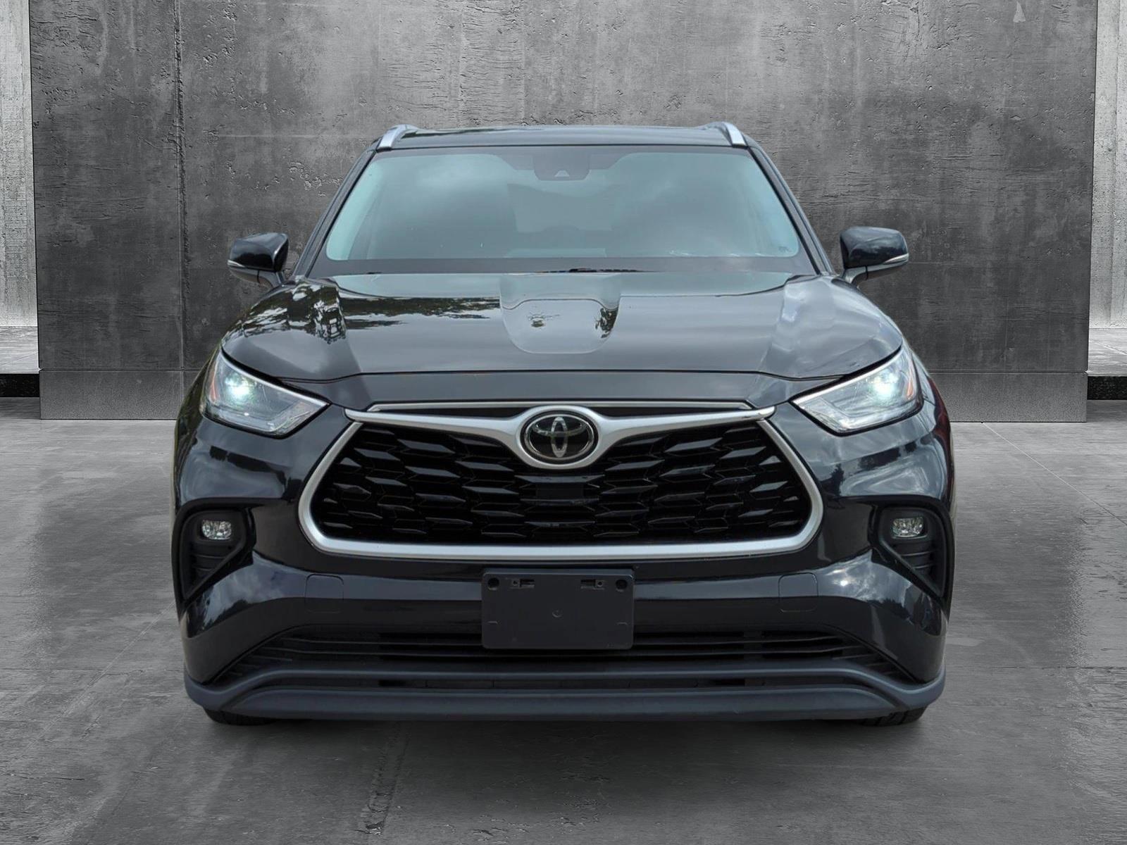 2021 Toyota Highlander Vehicle Photo in Ft. Myers, FL 33907