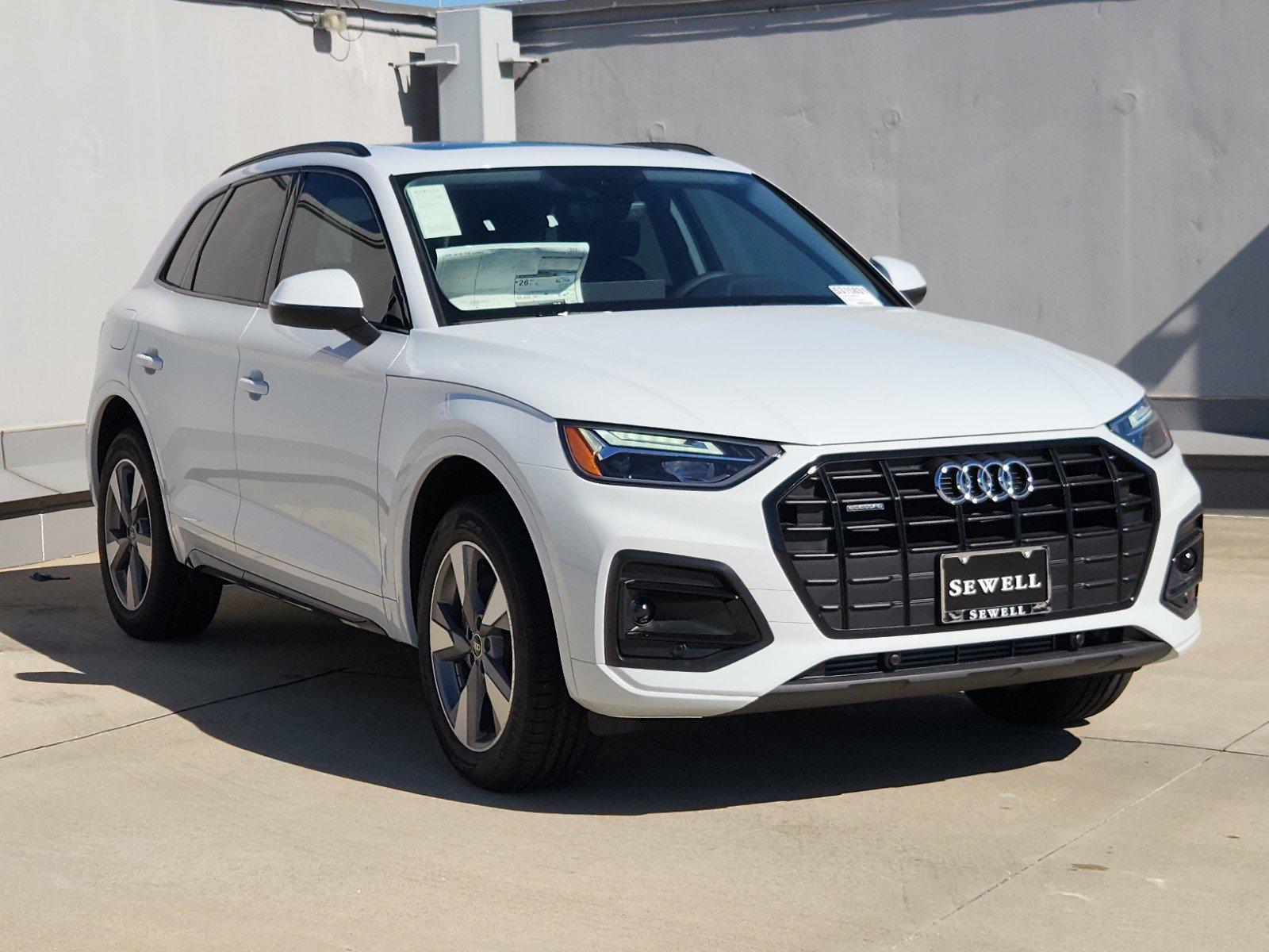 2025 Audi Q5 Vehicle Photo in SUGAR LAND, TX 77478