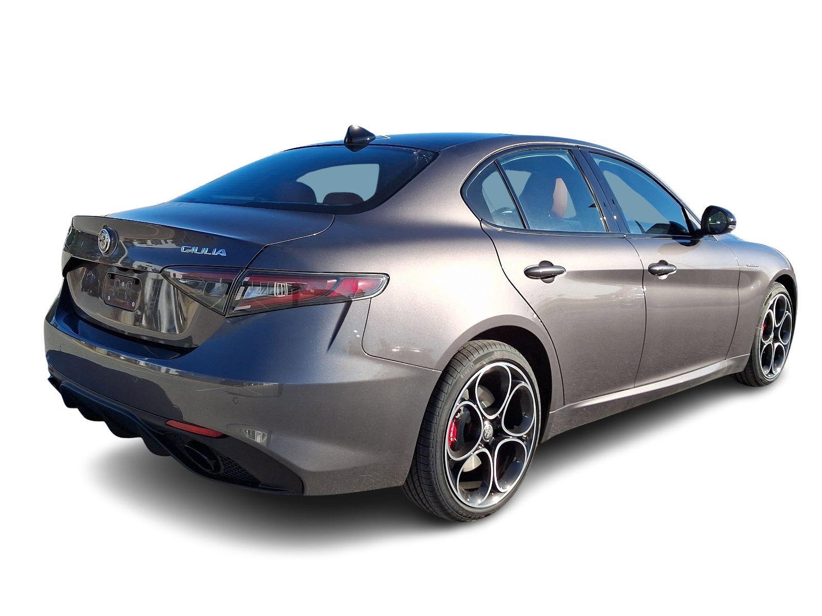 2025 Alfa Romeo Giulia Vehicle Photo in Mechanicsburg, PA 17050
