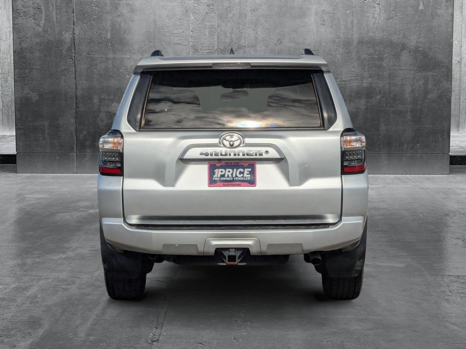 2019 Toyota 4Runner Vehicle Photo in St. Petersburg, FL 33713