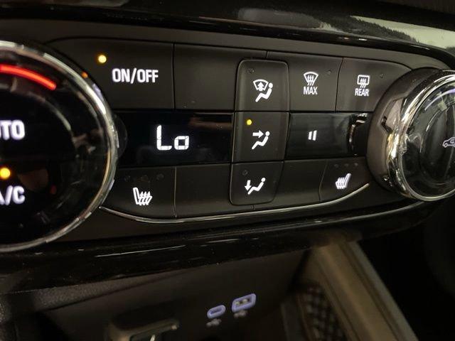 2025 Chevrolet Trailblazer Vehicle Photo in PHOENIX, AZ 85014-3381