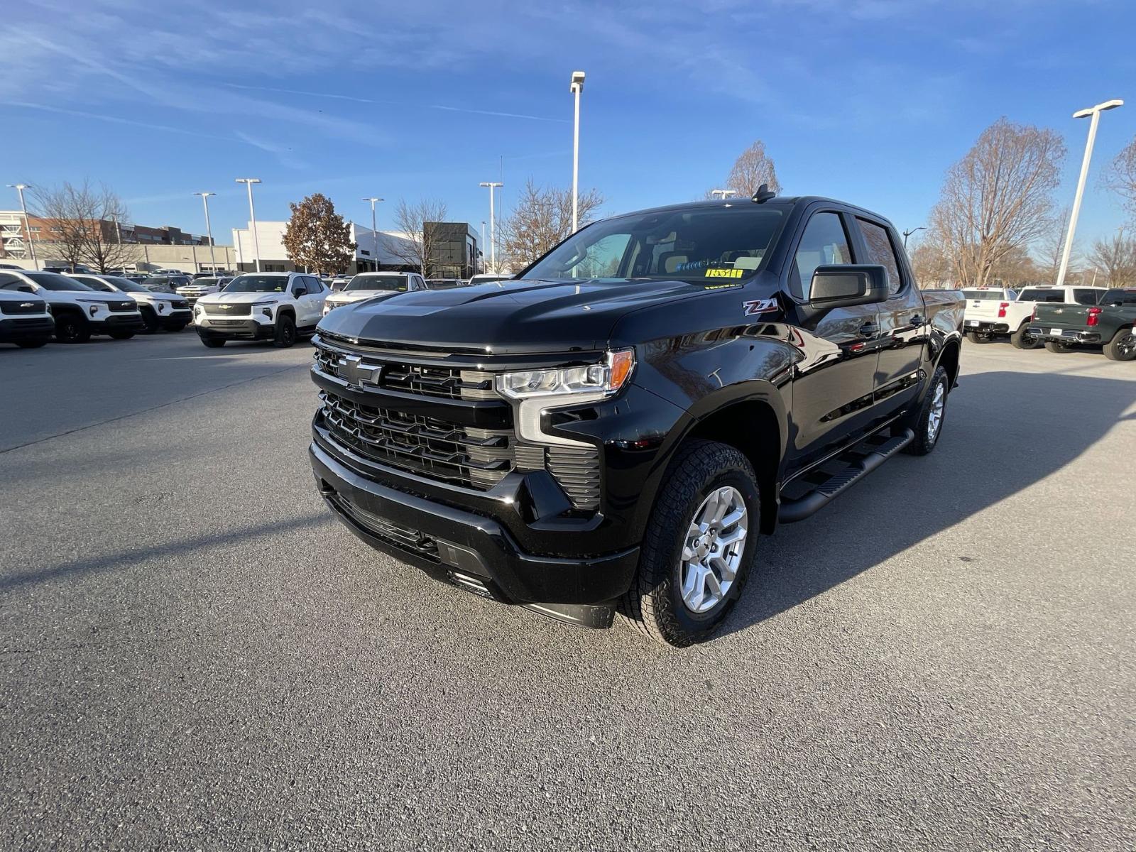 2025 Chevrolet Silverado 1500 Vehicle Photo in BENTONVILLE, AR 72712-4322