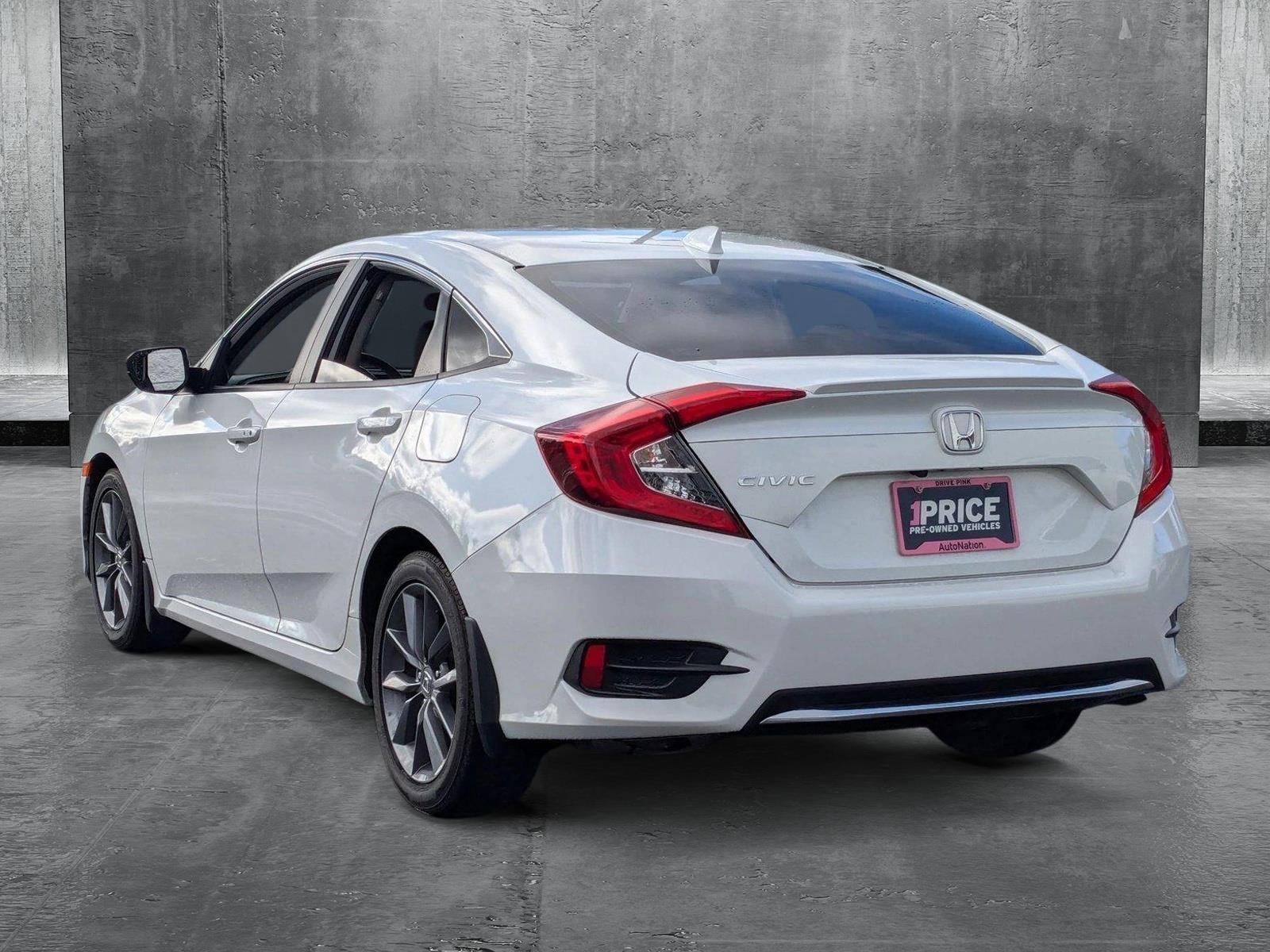 2019 Honda Civic Sedan Vehicle Photo in VALENCIA, CA 91355-1705