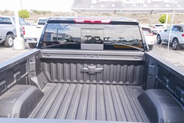 2025 Chevrolet Silverado 1500 Vehicle Photo in VENTURA, CA 93003-8585