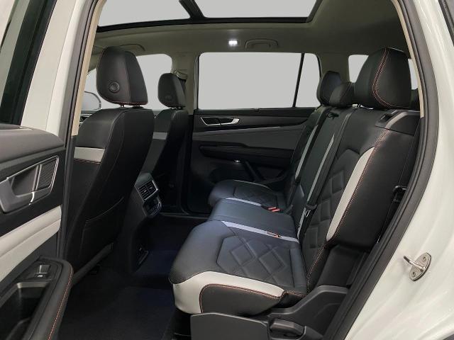 2025 Volkswagen Atlas Vehicle Photo in Appleton, WI 54913