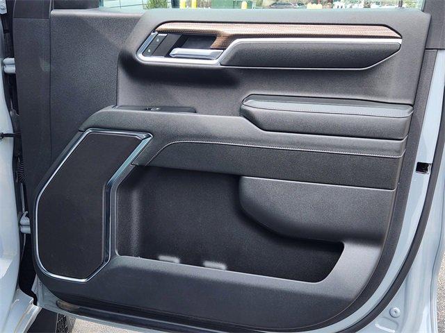 2024 Chevrolet Silverado 1500 Vehicle Photo in AURORA, CO 80011-6998