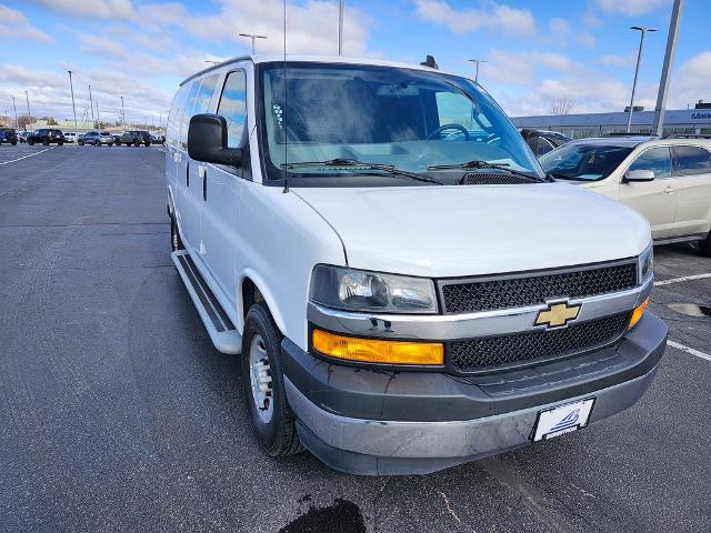 2023 Chevrolet Express Cargo 2500 Vehicle Photo in GREEN BAY, WI 54304-5303