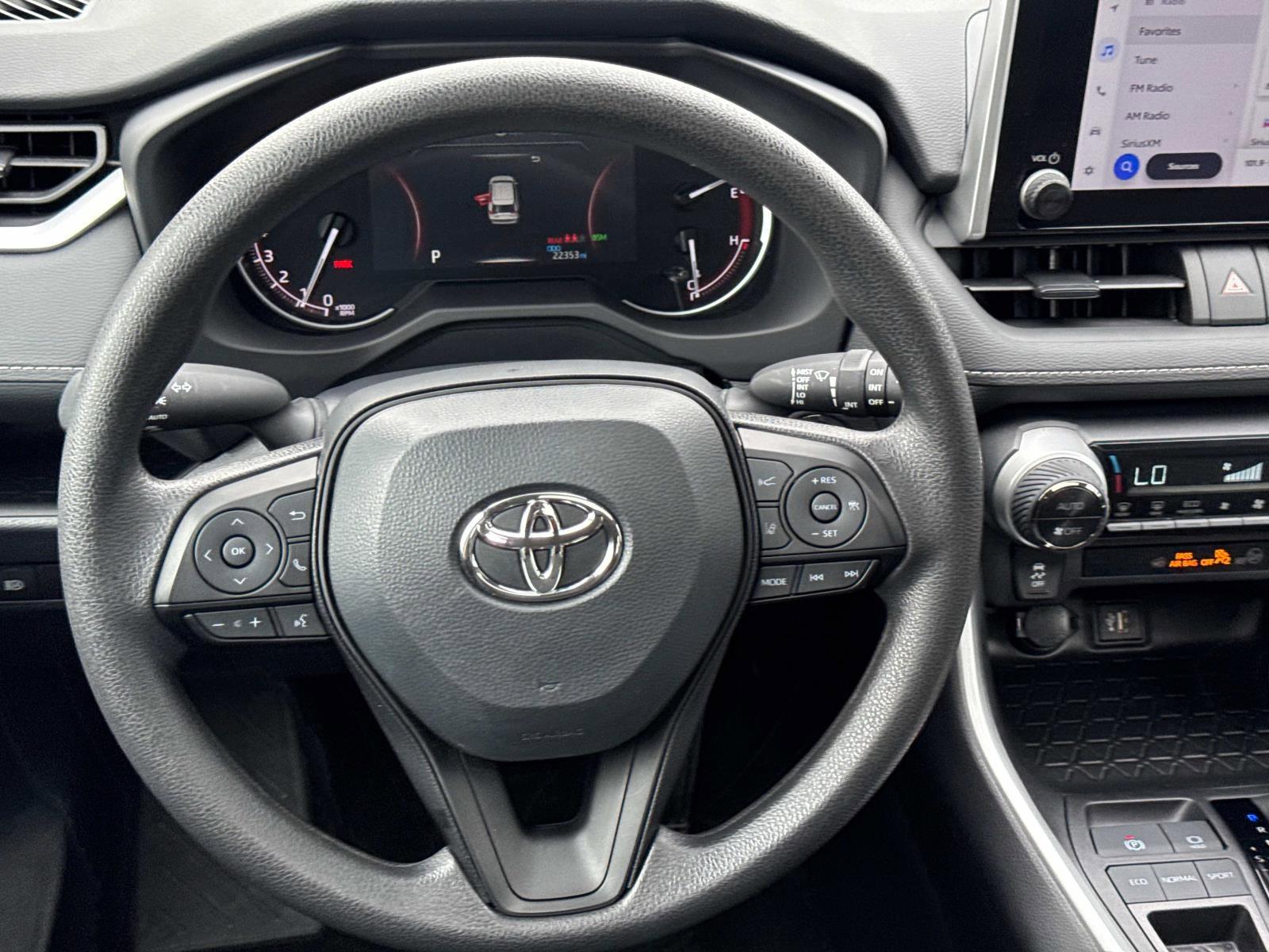 2024 Toyota RAV4 Vehicle Photo in LOS ANGELES, CA 90007-3794