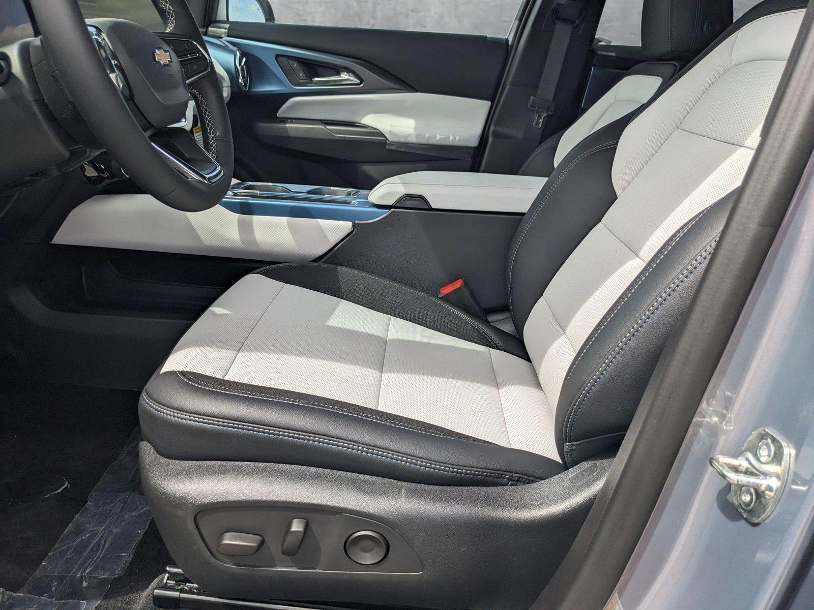 2025 Chevrolet Equinox EV Vehicle Photo in MIAMI, FL 33172-3015