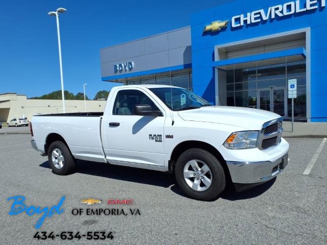 2019 Ram 1500 Classic Vehicle Photo in EMPORIA, VA 23847-1235