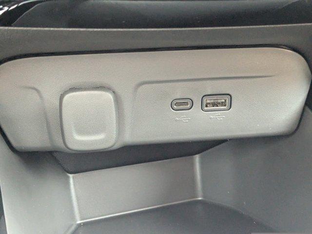 2025 Chevrolet Trax Vehicle Photo in BRUNSWICK, GA 31525-1881