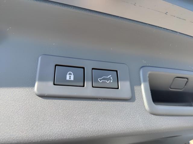 2025 Subaru Forester Vehicle Photo in Green Bay, WI 54304