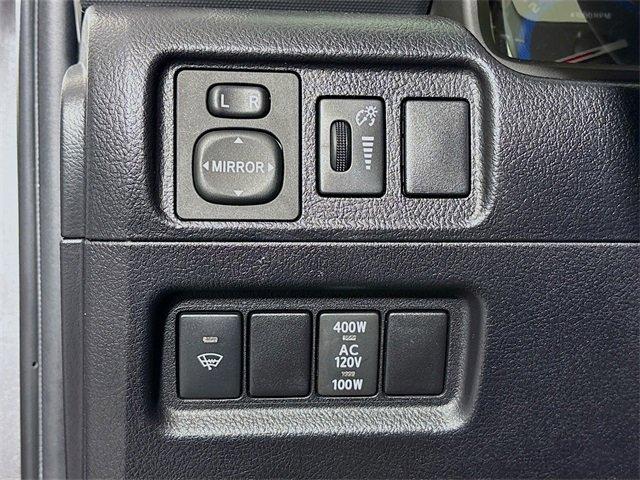 2018 Toyota 4Runner Vehicle Photo in PUYALLUP, WA 98371-4149