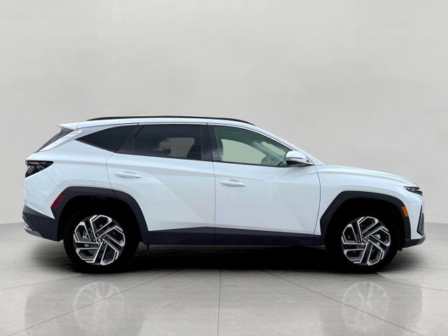 2025 Hyundai TUCSON Hybrid Vehicle Photo in Green Bay, WI 54304