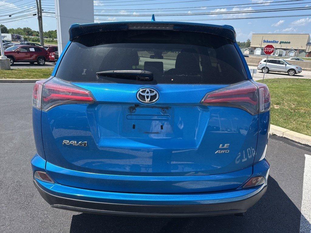 2018 Toyota RAV4 Vehicle Photo in Harrisburg, PA 17111