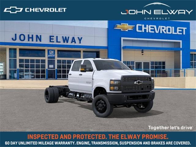 2025 Chevrolet Silverado Chassis Cab Vehicle Photo in ENGLEWOOD, CO 80113-6708
