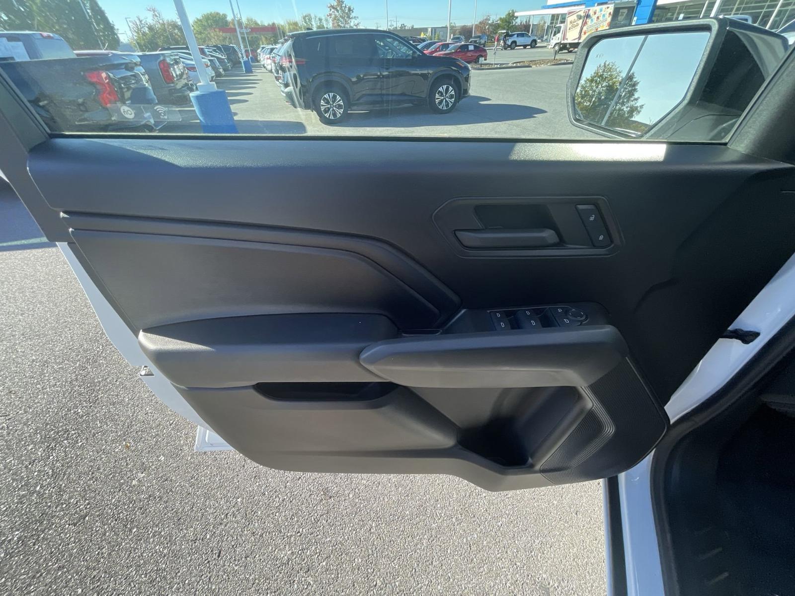 2024 Chevrolet Colorado Vehicle Photo in BENTONVILLE, AR 72712-4322