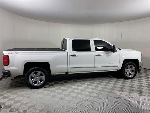 2017 Chevrolet Silverado 1500 Vehicle Photo in MEDINA, OH 44256-9001