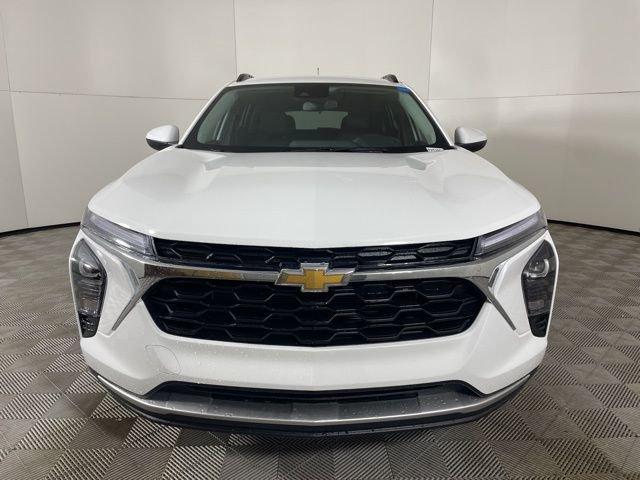 2025 Chevrolet Trax Vehicle Photo in PHOENIX, AZ 85014-3381