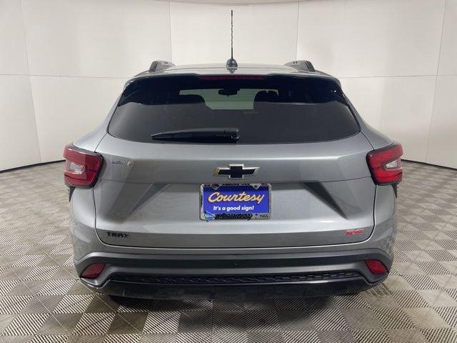 2025 Chevrolet Trax Vehicle Photo in PHOENIX, AZ 85014-3381