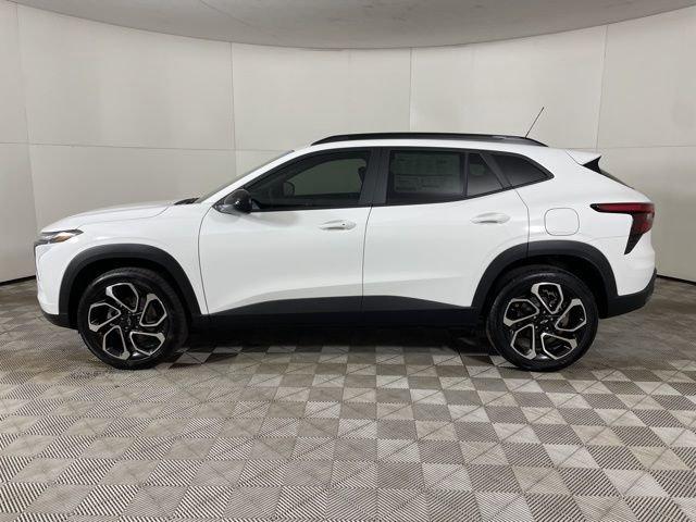 2025 Chevrolet Trax Vehicle Photo in PHOENIX, AZ 85014-3381