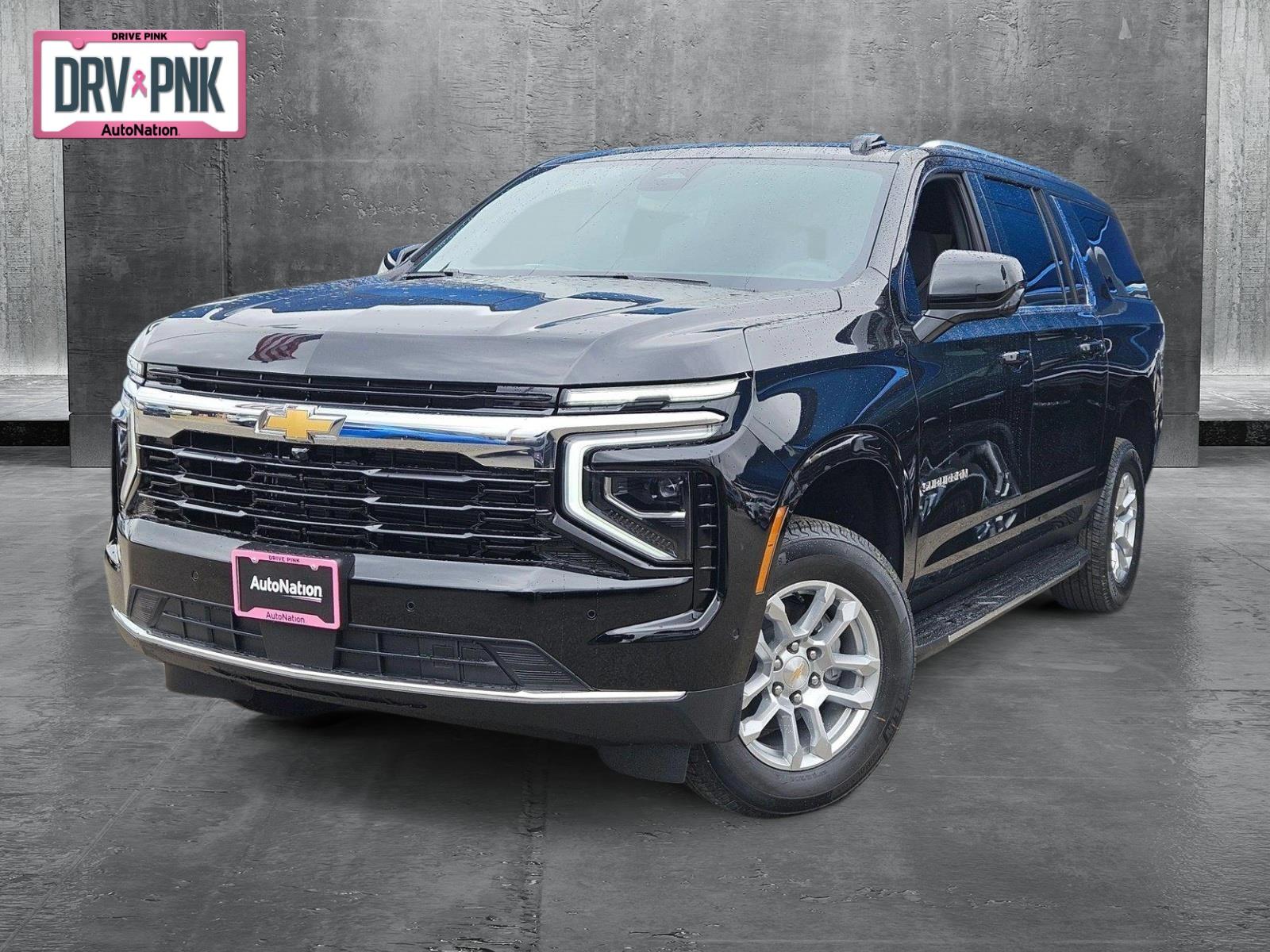 2025 Chevrolet Suburban Vehicle Photo in NORTH RICHLAND HILLS, TX 76180-7199