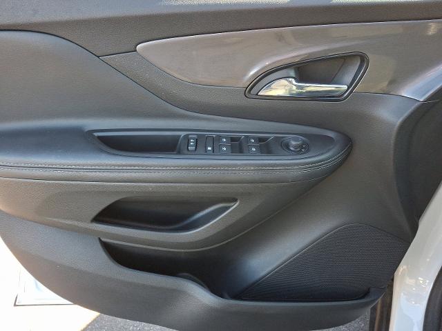 2022 Buick Encore Vehicle Photo in TREVOSE, PA 19053-4984