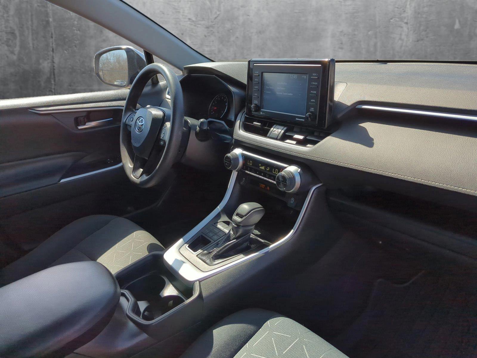 2020 Toyota RAV4 Vehicle Photo in Memphis, TN 38128