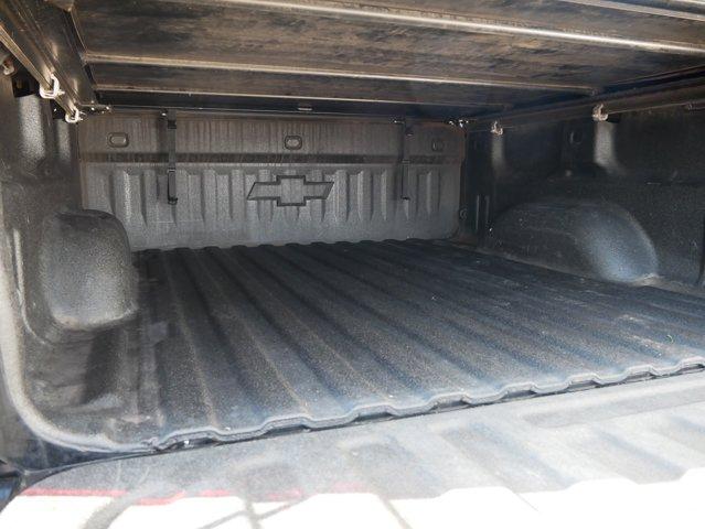 2018 Chevrolet Silverado 1500 Vehicle Photo in MAPLEWOOD, MN 55119-4794