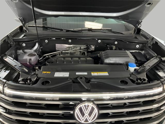 2025 Volkswagen Atlas Vehicle Photo in Oshkosh, WI 54904