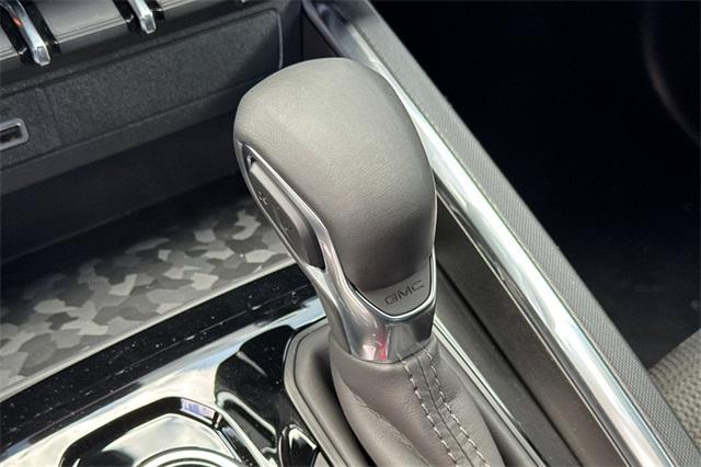 2025 GMC Canyon Vehicle Photo in ELK GROVE, CA 95757-8703