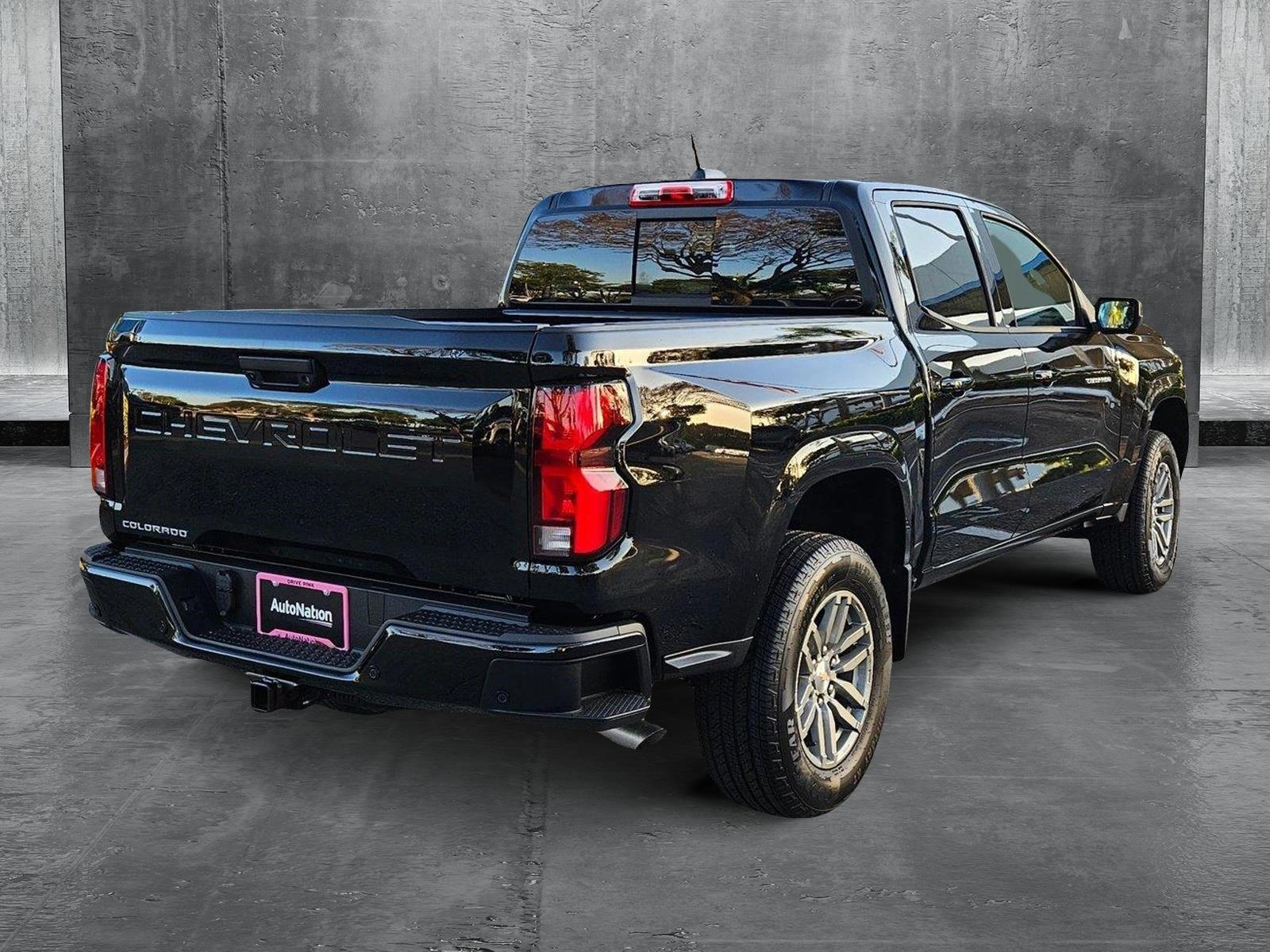 2025 Chevrolet Colorado Vehicle Photo in GREENACRES, FL 33463-3207