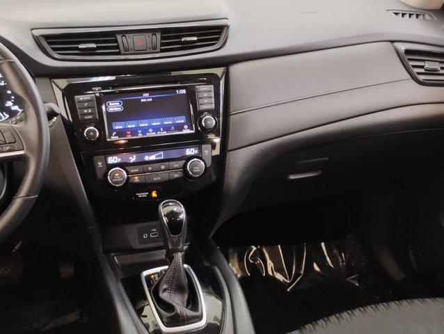 2019 Nissan Rogue Vehicle Photo in PINEVILLE, NC 28134-8495