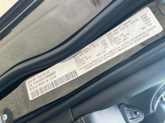 2025 Jeep Grand Cherokee L Vehicle Photo in Kaukauna, WI 54130