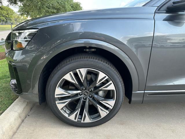 2025 Audi Q8 Vehicle Photo in HOUSTON, TX 77090