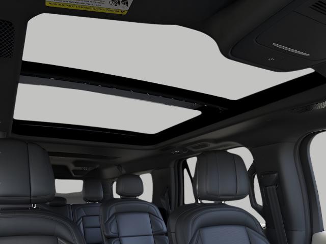 2025 Lincoln Navigator L Vehicle Photo in Neenah, WI 54956
