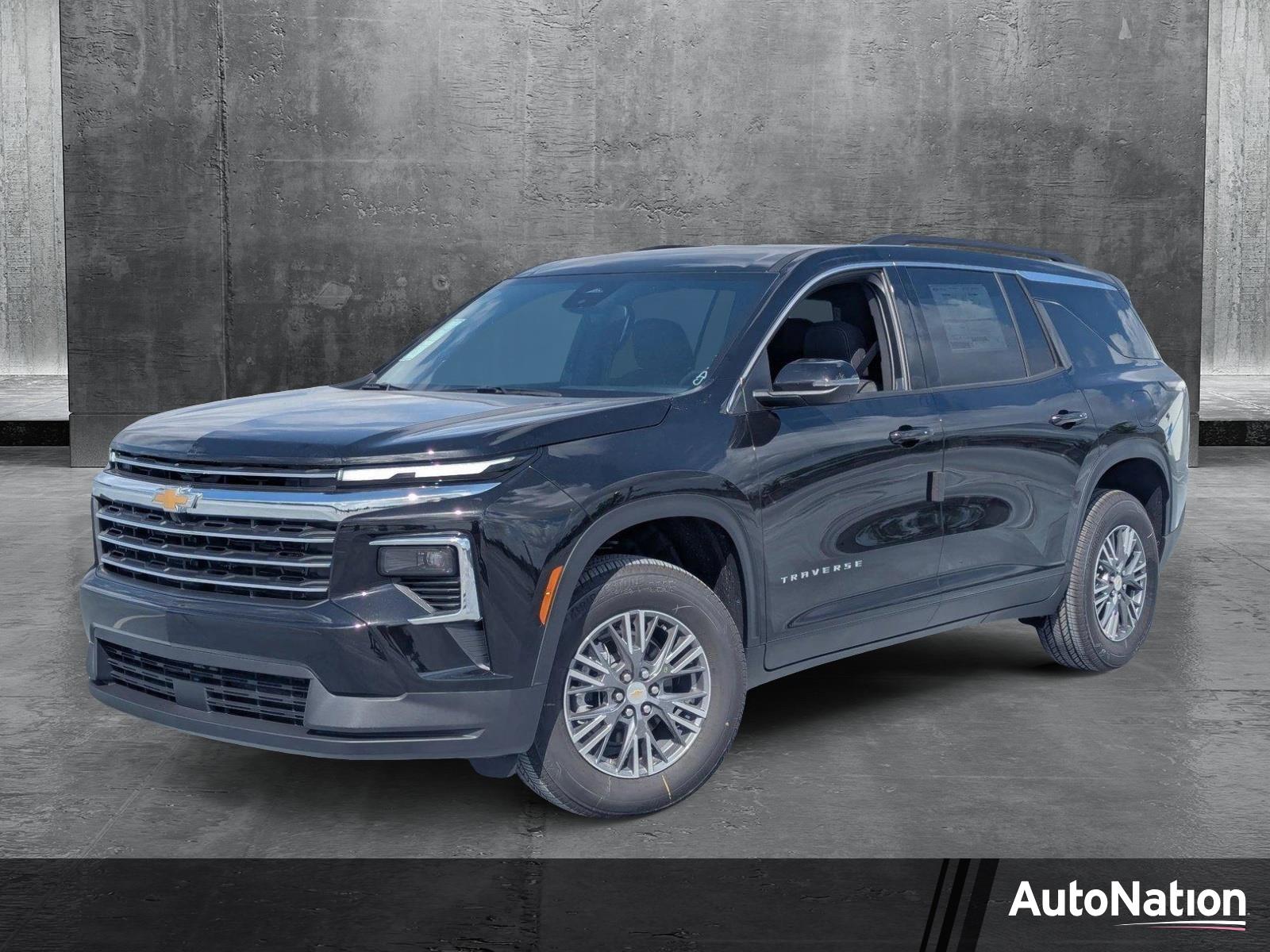 2025 Chevrolet Traverse Vehicle Photo in PEMBROKE PINES, FL 33024-6534
