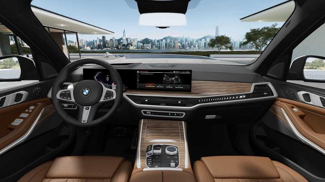 2025 BMW X7 xDrive40i Vehicle Photo in GRAPEVINE, TX 76051