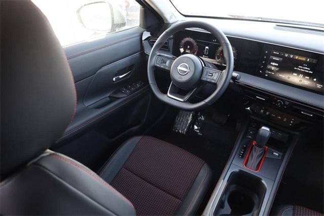 2025 Nissan Kicks Vehicle Photo in Hazelwood, MO 63042
