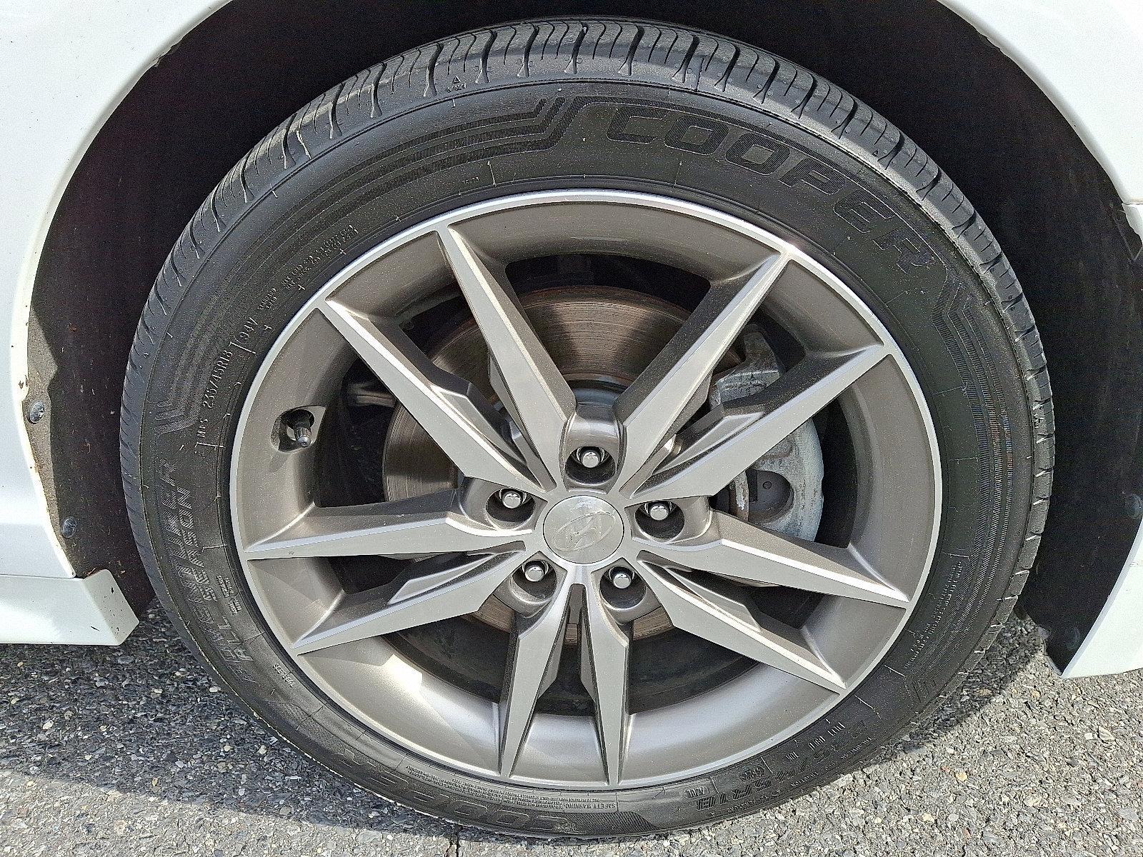 2017 Hyundai SONATA Vehicle Photo in BETHLEHEM, PA 18017