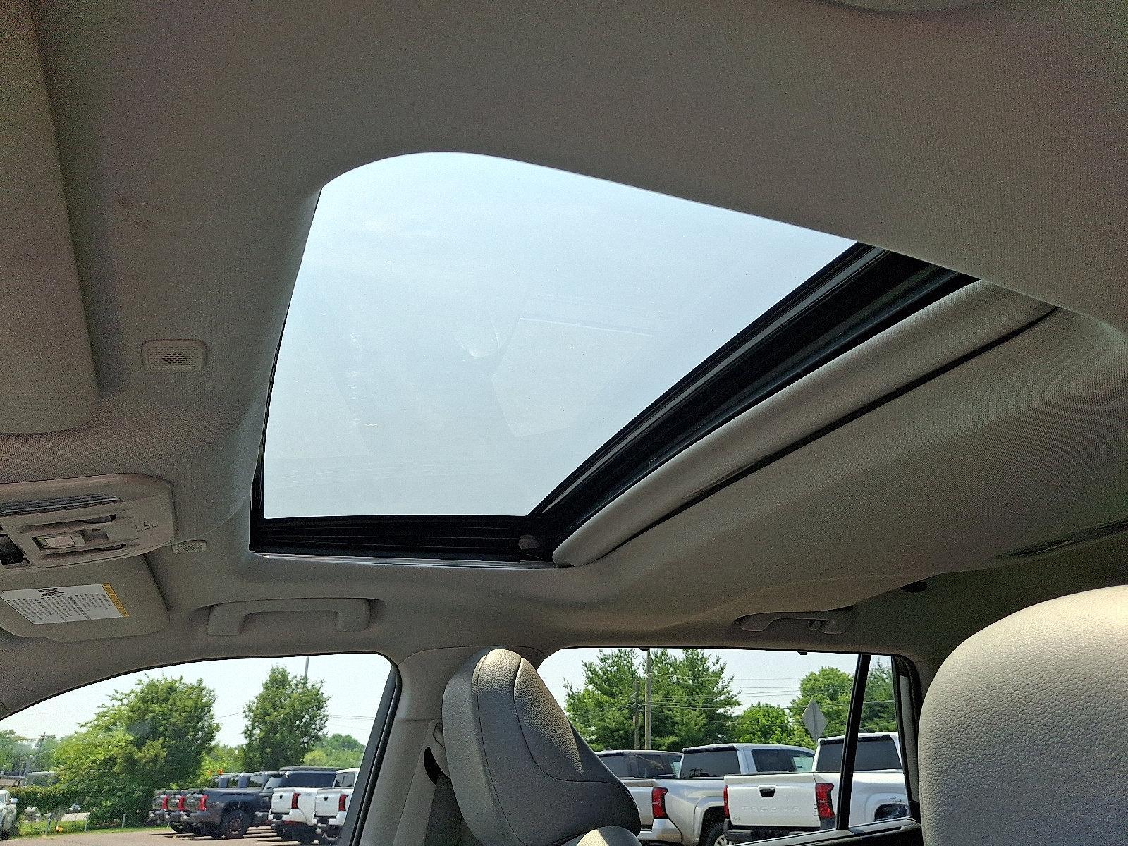 2023 Toyota Highlander Vehicle Photo in Trevose, PA 19053