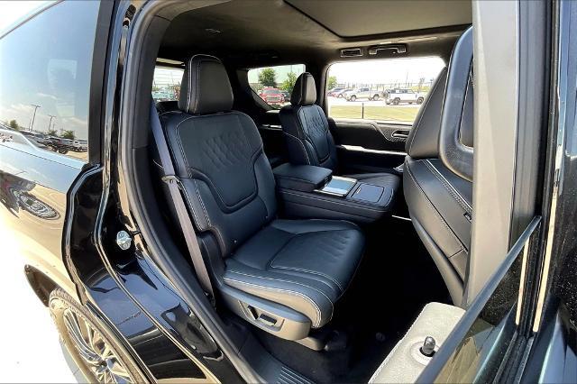 2025 INFINITI QX80 Vehicle Photo in Grapevine, TX 76051