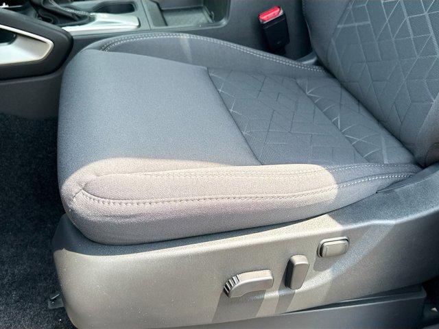2025 Nissan Frontier Vehicle Photo in Flemington, NJ 08822
