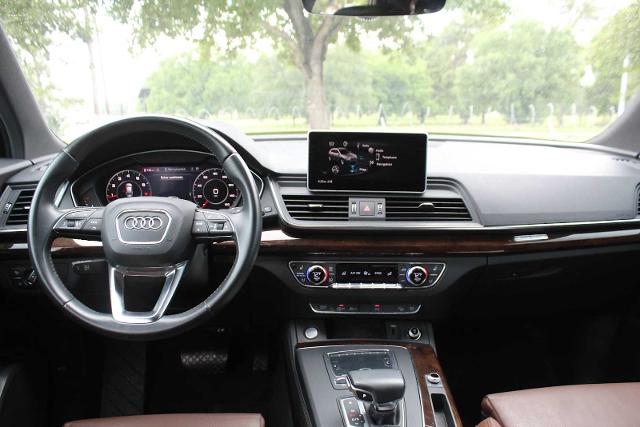 2019 Audi Q5 Vehicle Photo in HOUSTON, TX 77090