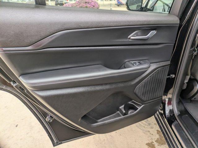 2023 Jeep Grand Cherokee L Vehicle Photo in SELMA, TX 78154-1459