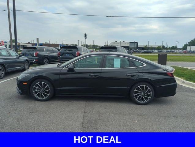 2020 Hyundai SONATA Vehicle Photo in Merrillville, IN 46410
