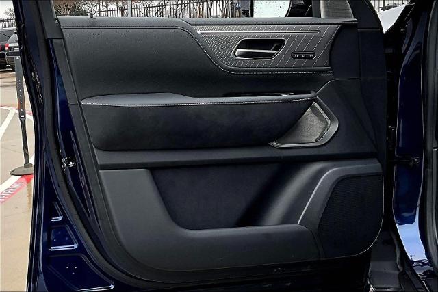 2025 INFINITI QX80 Vehicle Photo in Grapevine, TX 76051