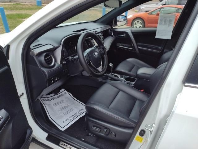 2018 Toyota RAV4 Vehicle Photo in ENGLEWOOD, CO 80113-6708