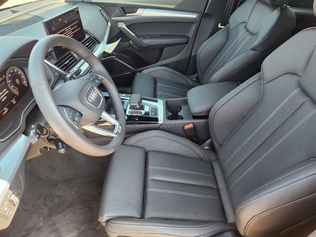 2024 Audi Q5 Vehicle Photo in HOUSTON, TX 77090